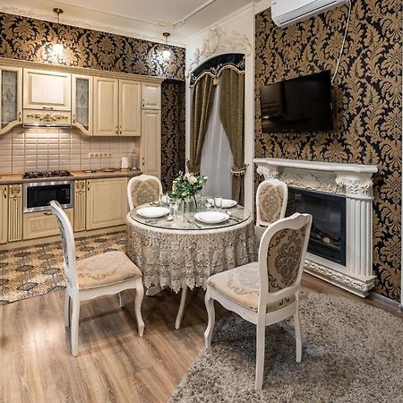 Classic Royal Central Apartment. Balcony And A/C Lemberg Exterior foto