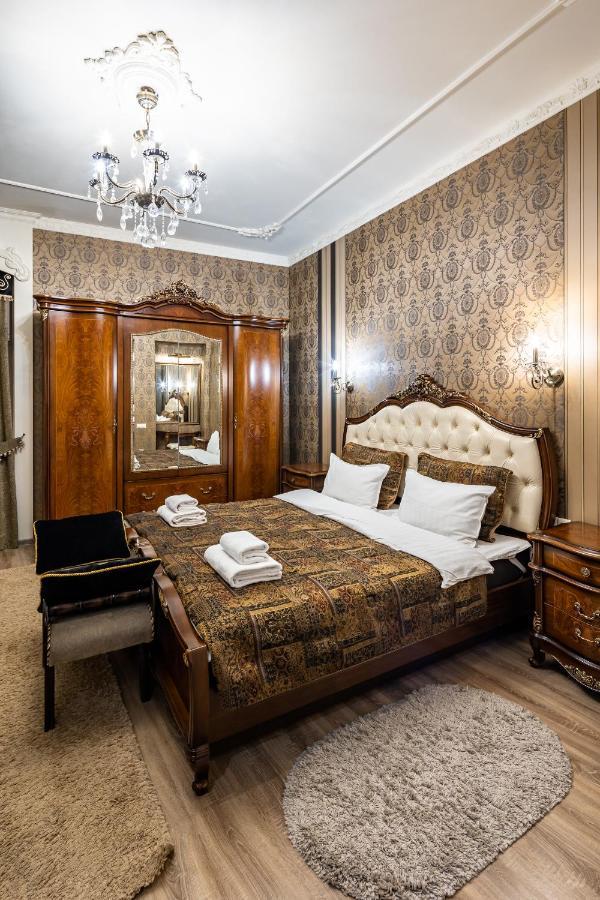 Classic Royal Central Apartment. Balcony And A/C Lemberg Exterior foto